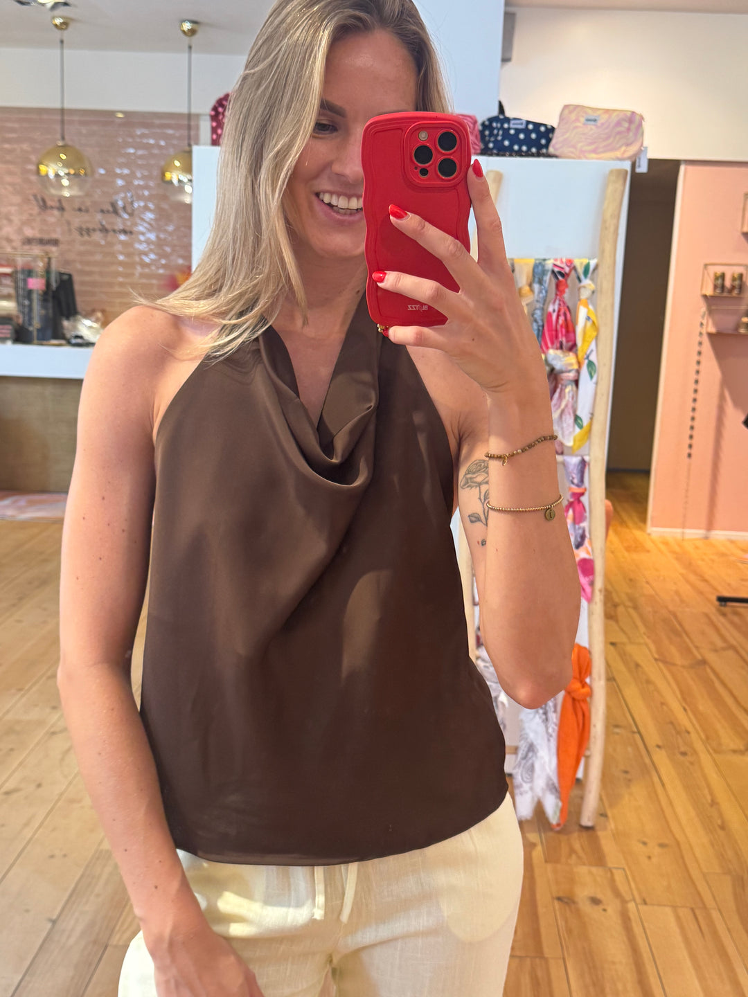 Top Sylvia - bruin