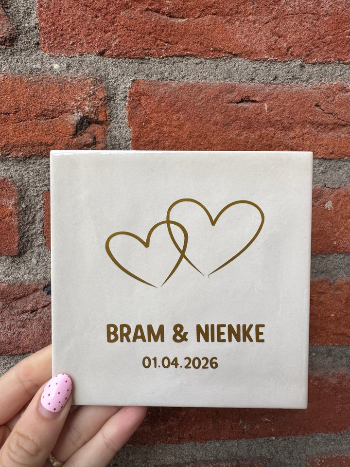 Gepersonaliseerd Tegeltje - Trouwen hartjes