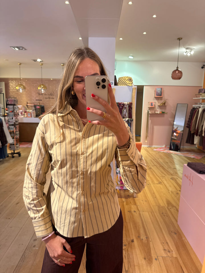 Joan blouse
