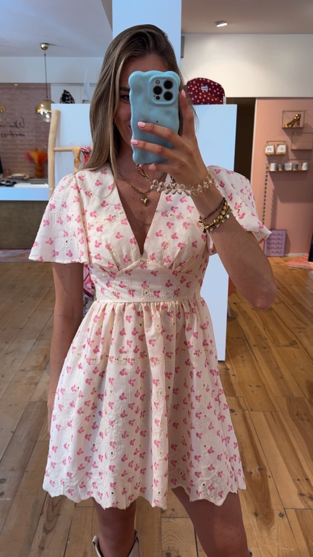 Dress clair