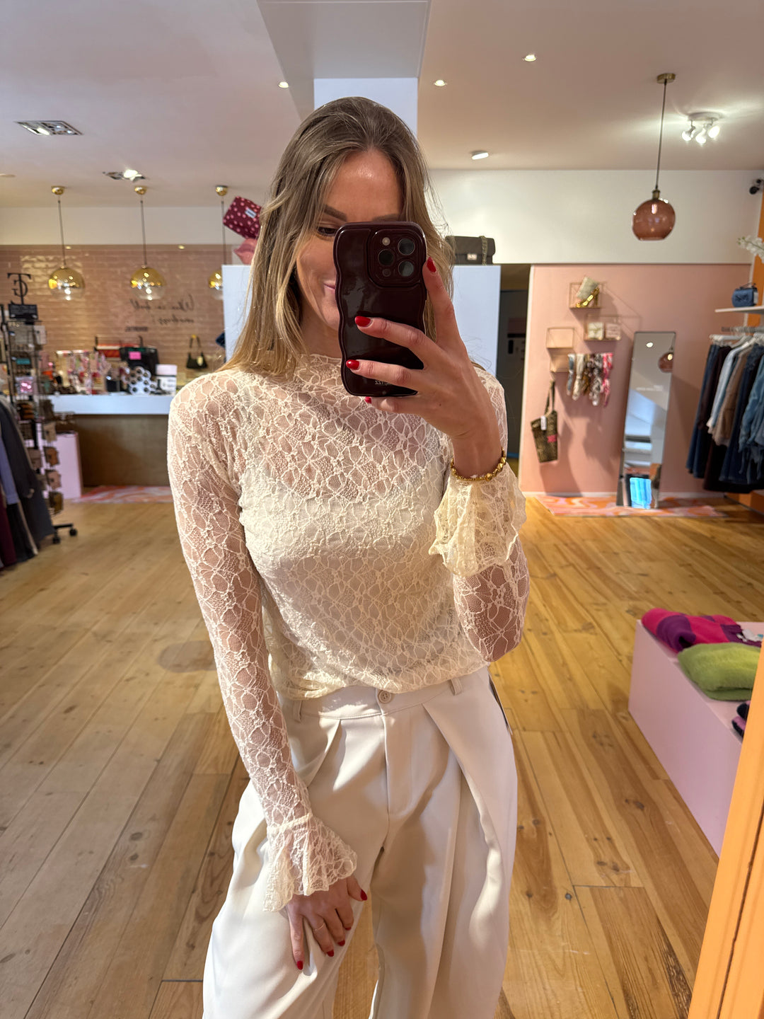 Lace top beige