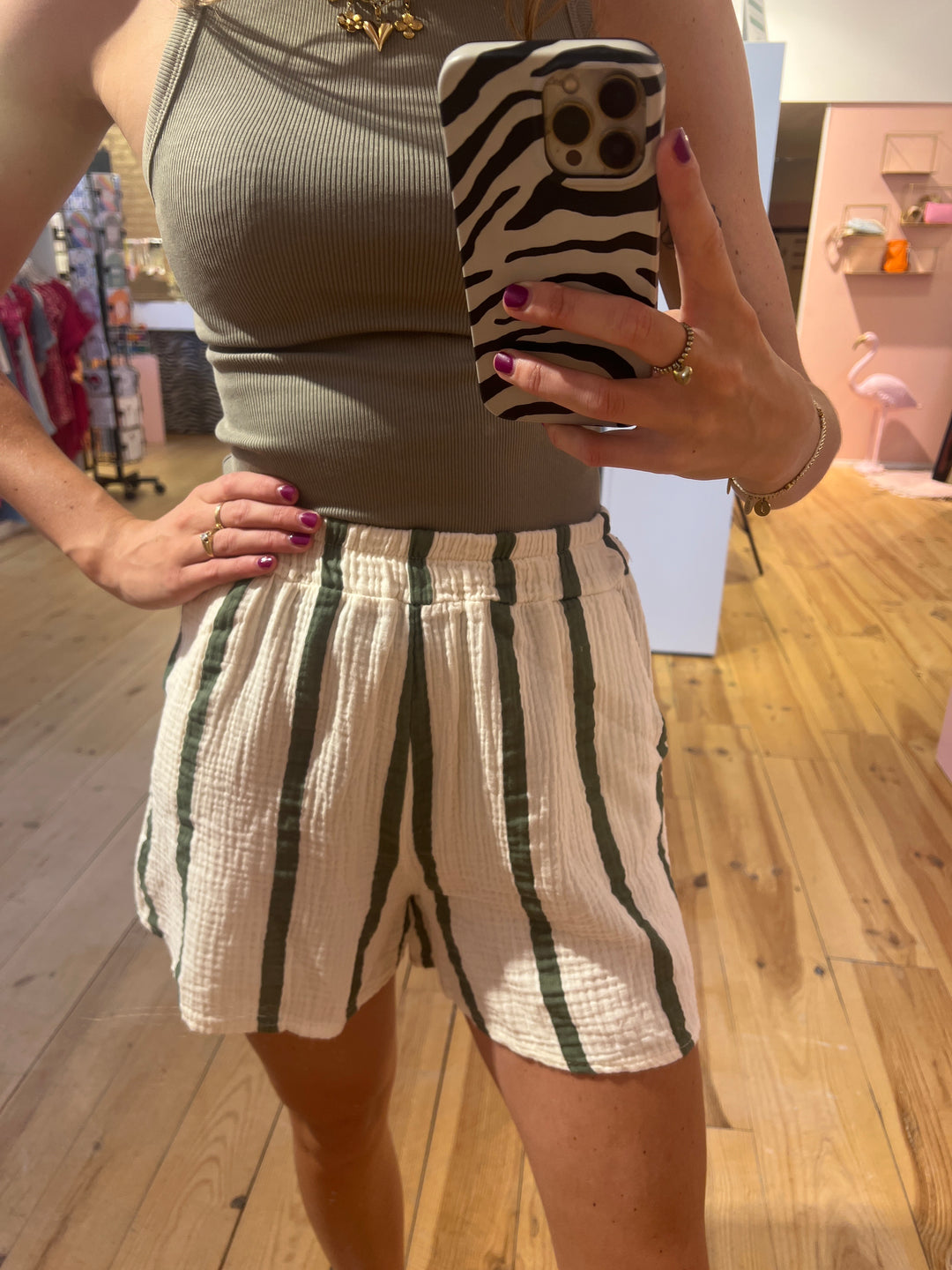 Stripe short - beige-green