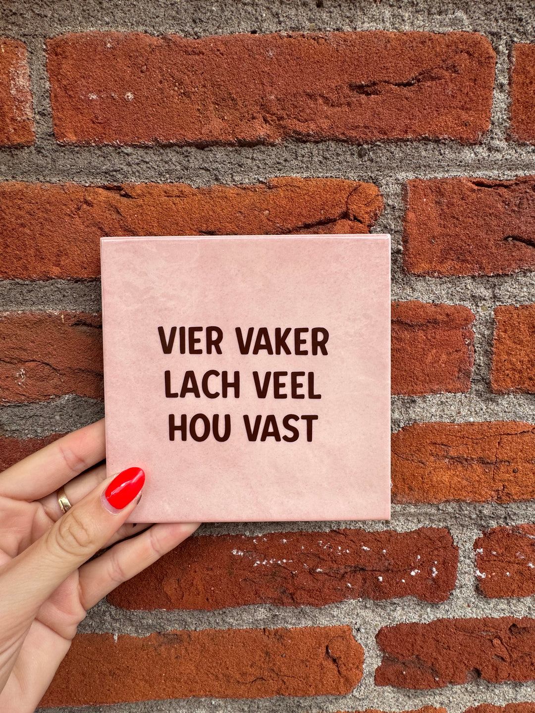 Tegeltje - vier vaker