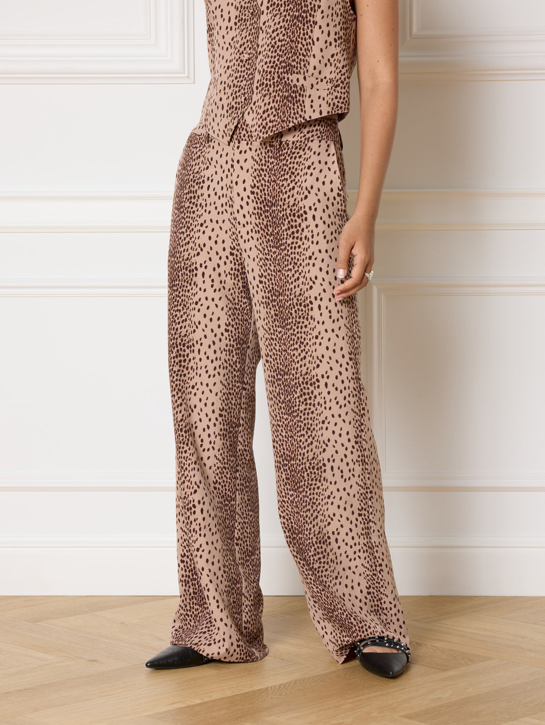 Puck leopard pants